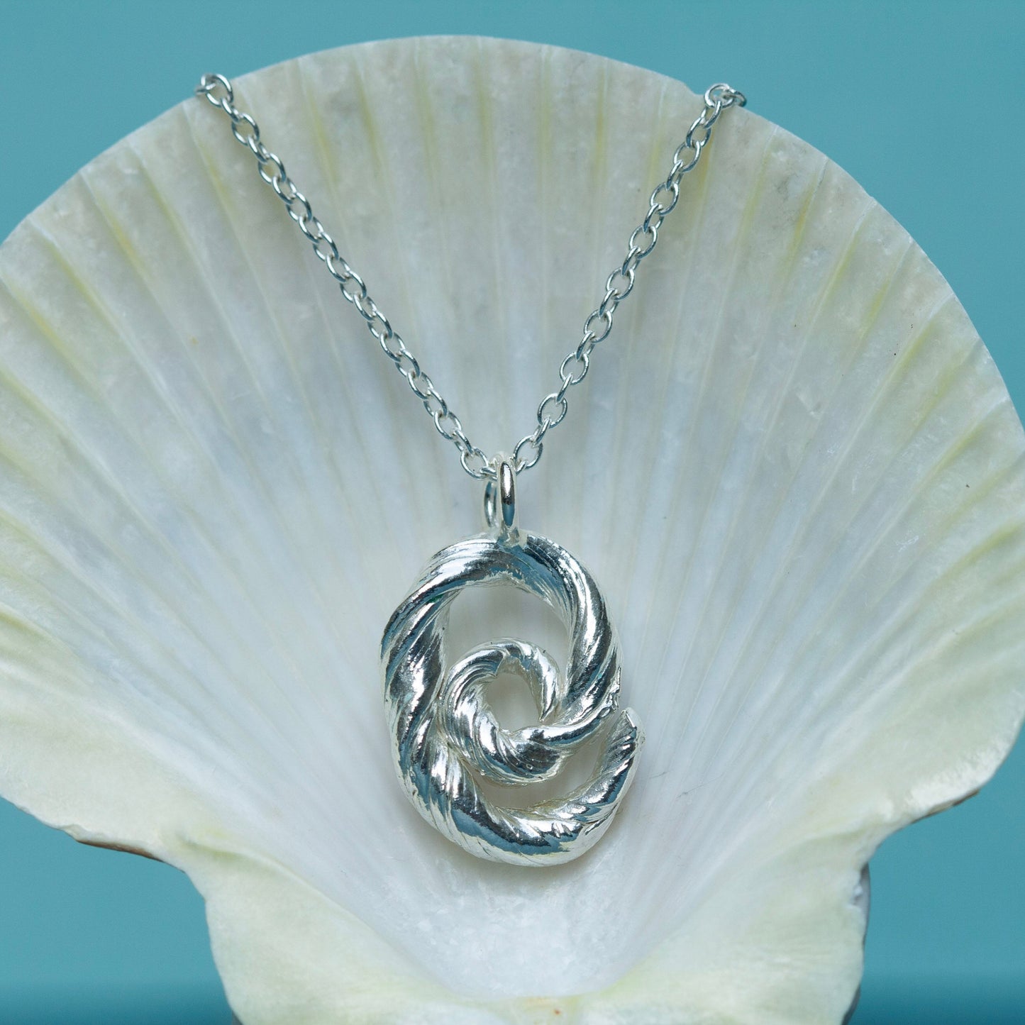 Leopoldíne Pendant