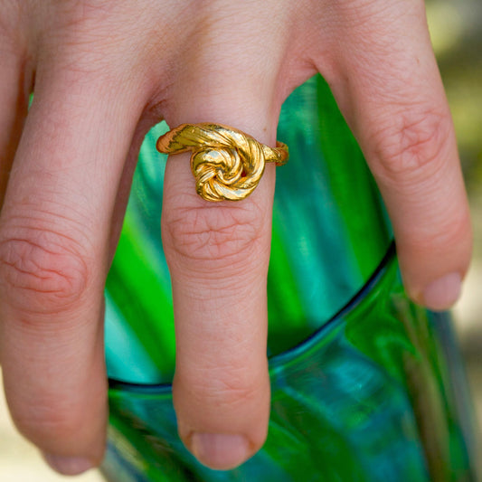 Golden Root Rosetta Ring (Size 51)
